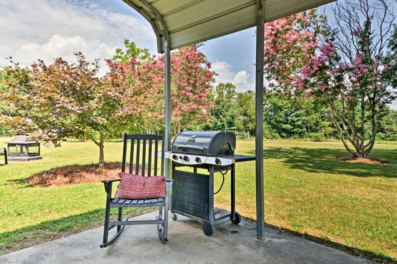 Peaceful Elkin Vacation Rental About 17 Mi To Mt Airy! Dobson المظهر الخارجي الصورة